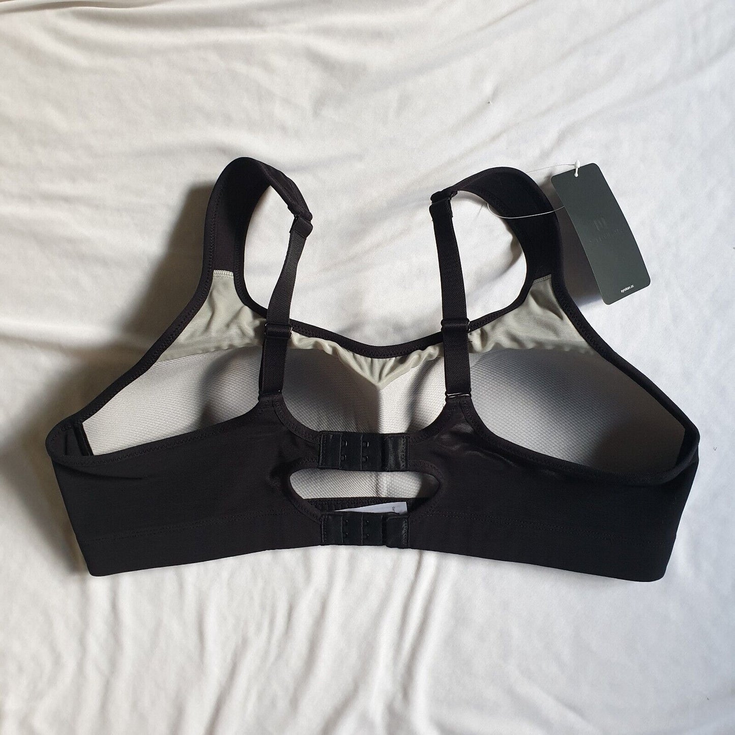 SYROKAN Shock Control High Impact Lightly Padded Wireless Sports Bra Black 38C
