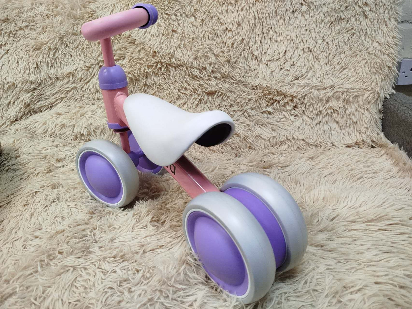 Balance Bike for 1-3 Years Old 4 Wheels Safe No Pedal First Training Gift PINK
